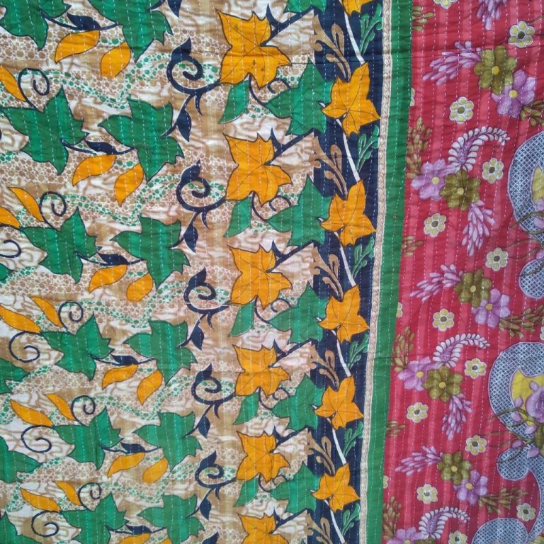 Lotus Indian National Flower Kantha Quilt | Indian Kantha Supplier